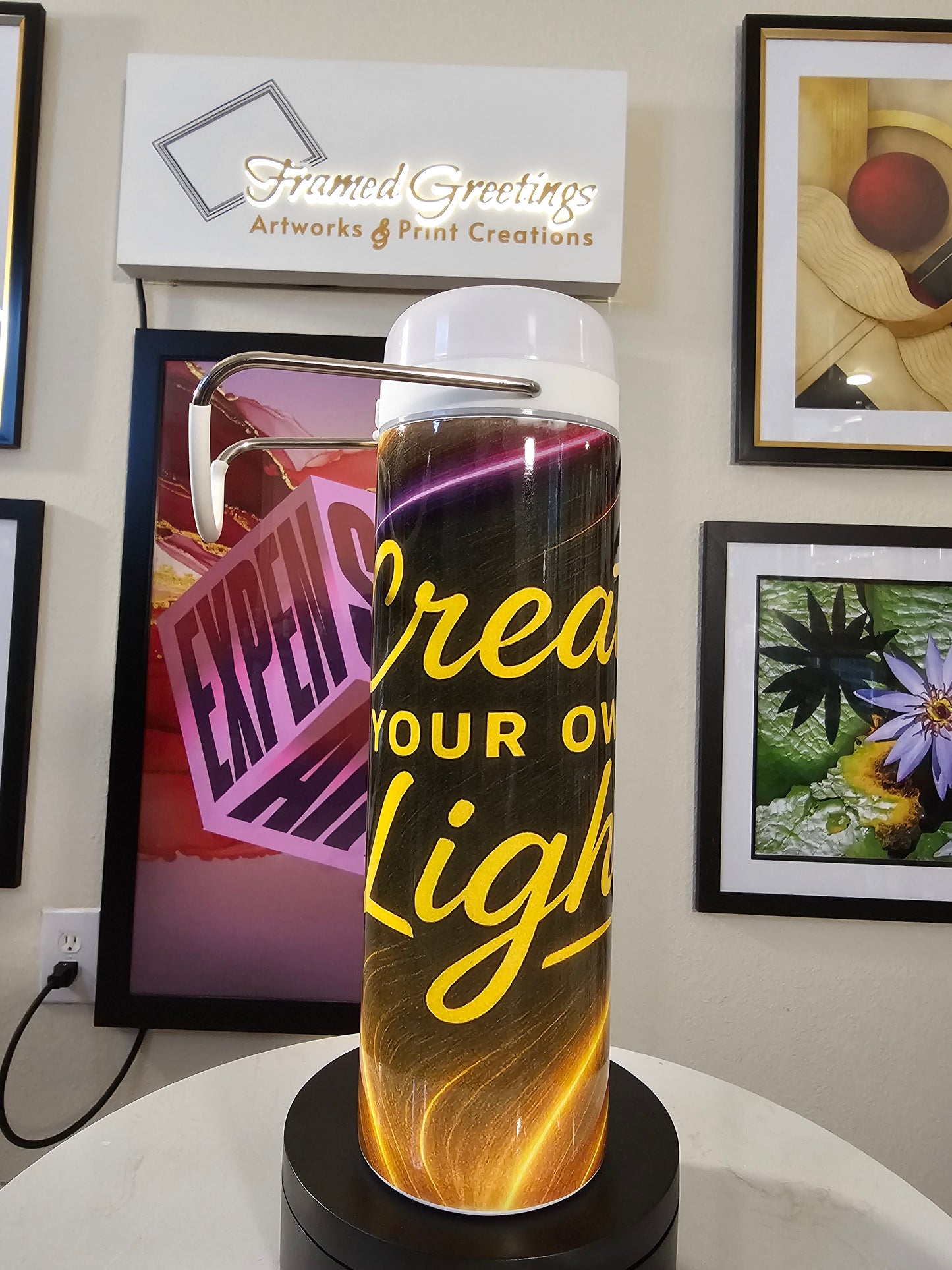 Lantern Tumbler – 20 oz Insulated Bottle with Light-Up Lid